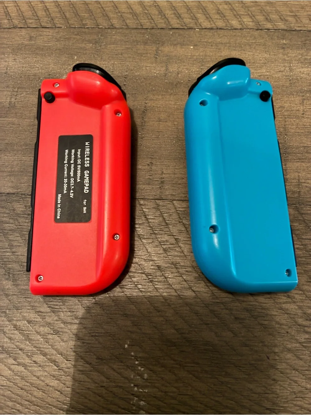 Wireless Game Controller SWH (Red) & Right (Blue) Controller Pair